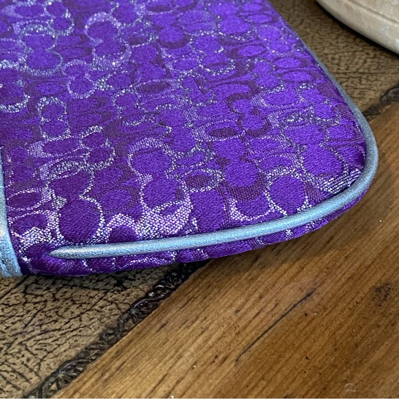 Coach Y2K Metallic Silver and Purple Lurex Glitter Glimmer Wristlet - Picture 8 of 10